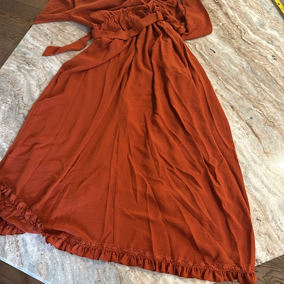 NWT Robe Dress - Picture 8 of 14